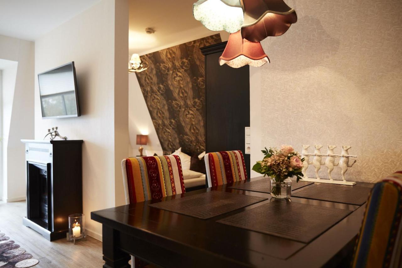 Aparthotel Bernstein Бюзум Экстерьер фото