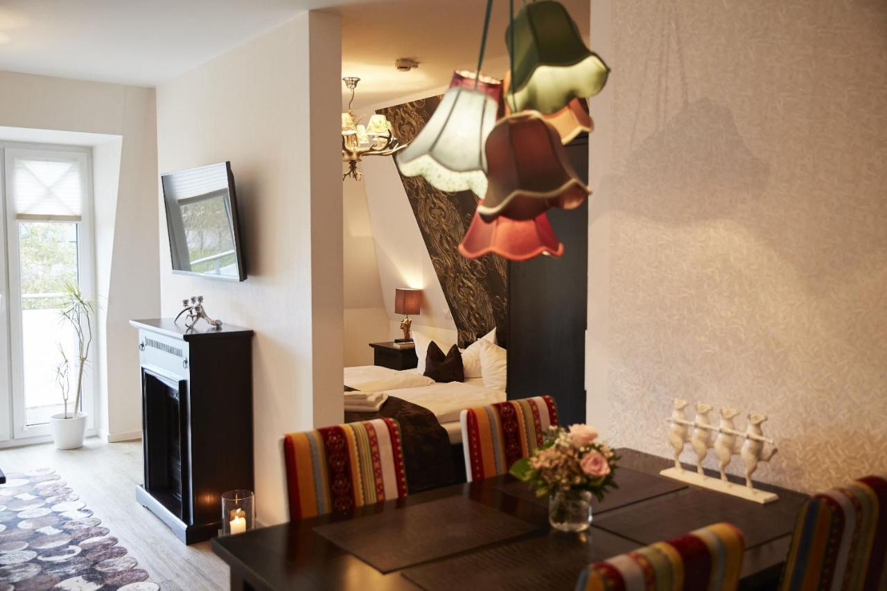 Aparthotel Bernstein Бюзум Экстерьер фото